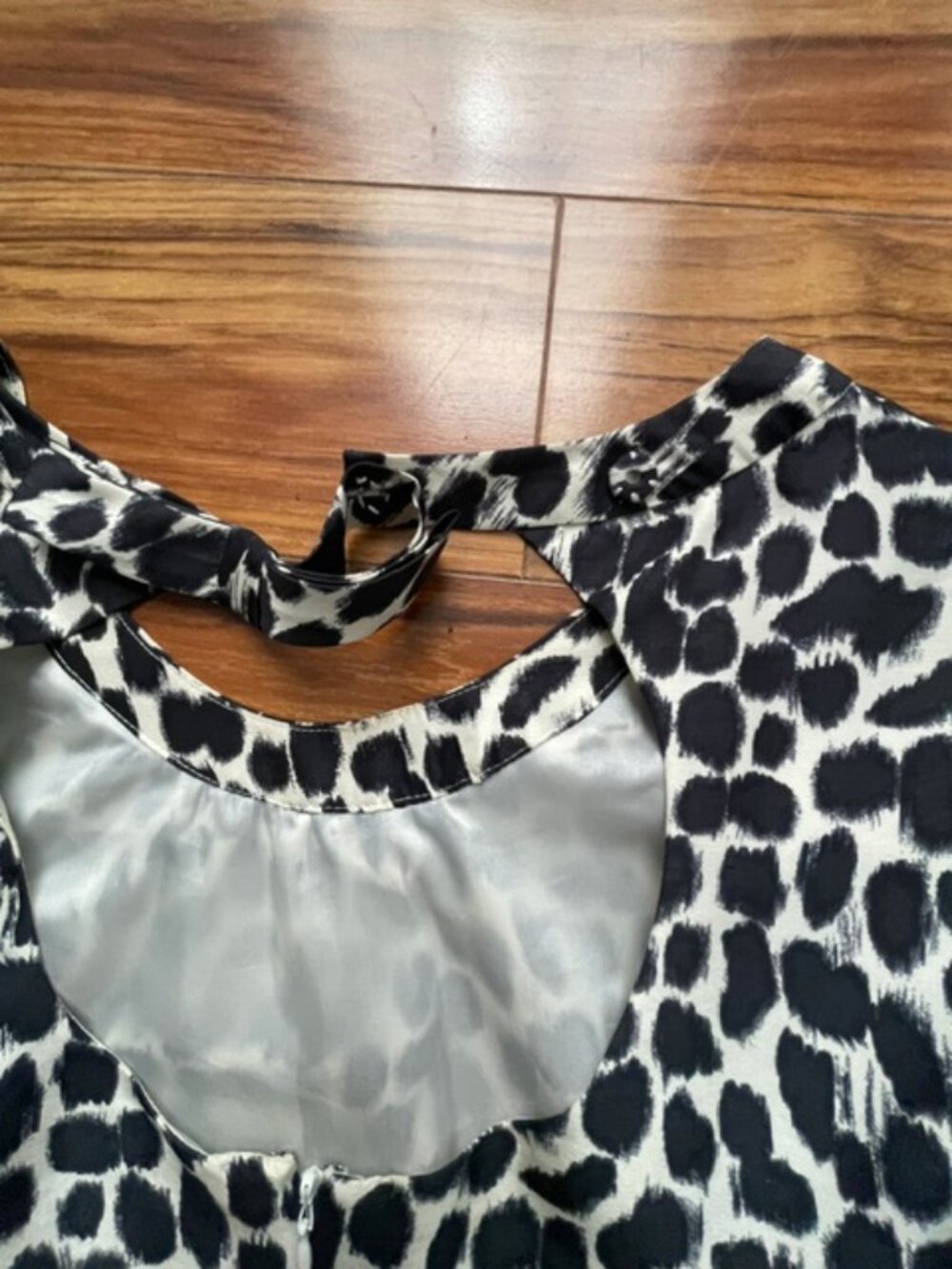 Kate Spade Women's Leopard Print 3/4 Sleeve Silk Mini Dress, Black, Size 14 - Picture 4 of 10